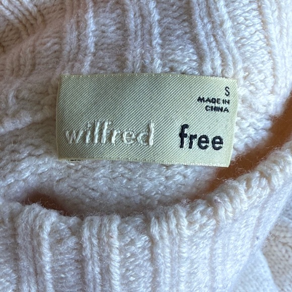 Aritzia Women's White Wilfred Free Cropped Turtleneck Sweater - Picture 2 of 3